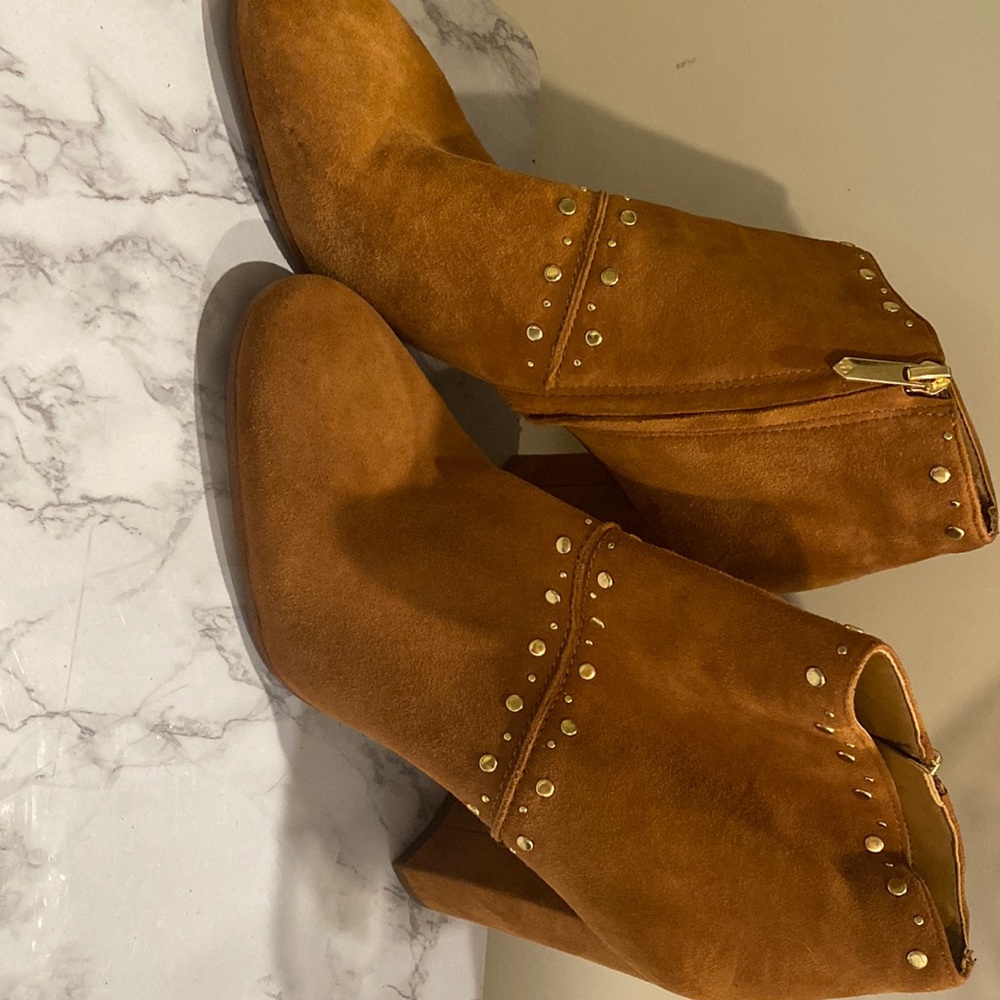 Sam Edelman Size 10 Studded Suede Boots